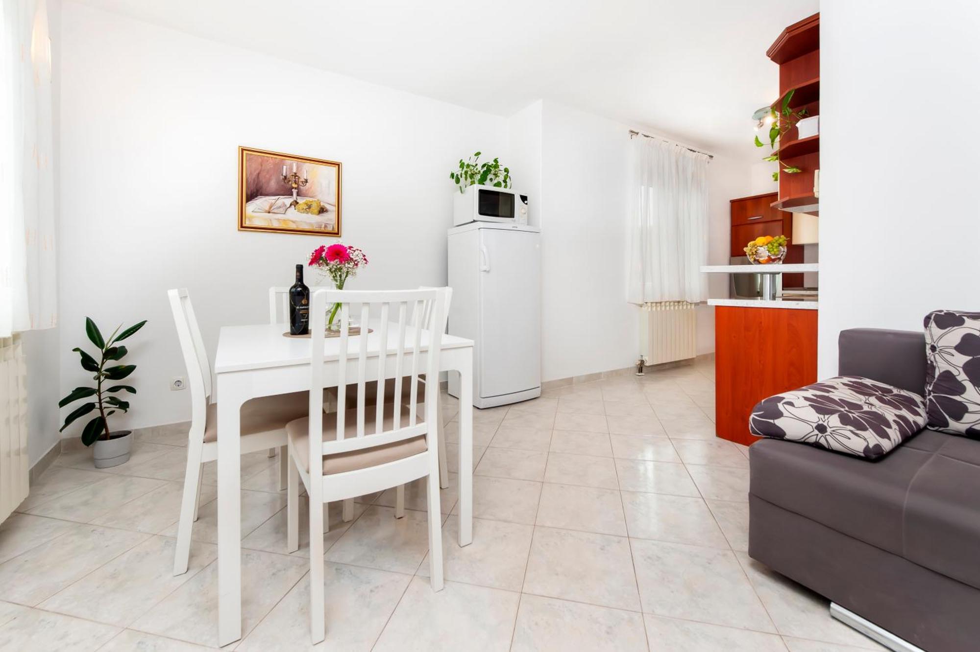 Apartments Sandra روفينج المظهر الخارجي الصورة